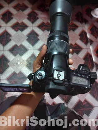 CANON 60D CAMERA WHITE 75-300 ZOOM LENS 32GB MEMORY